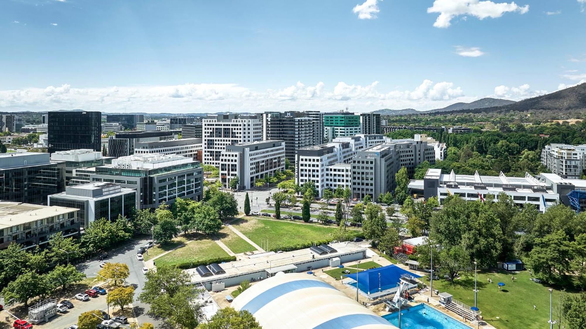 Meriton Suites Canberra Extérieur photo